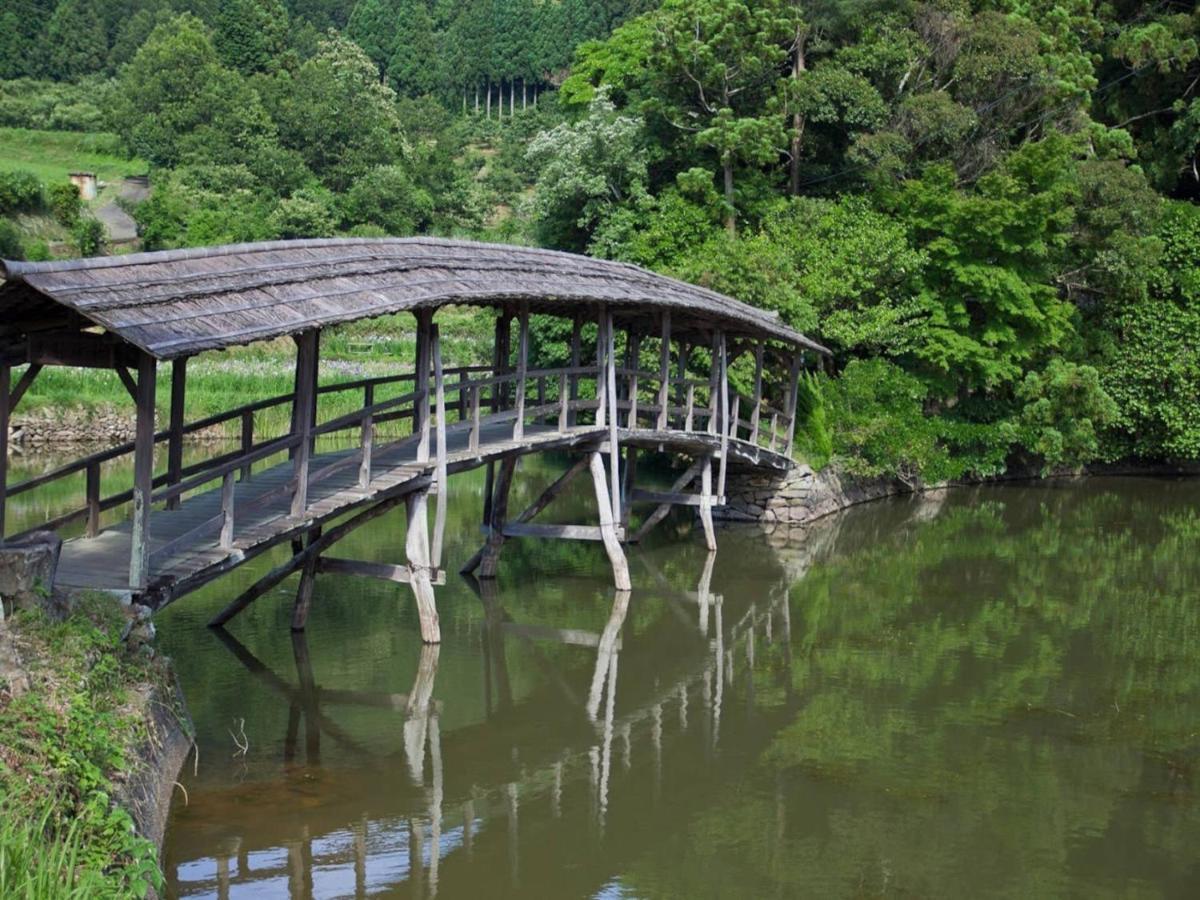بيت شباب آند تاتامي بار أوتشيكوبار Uchiko المظهر الخارجي الصورة